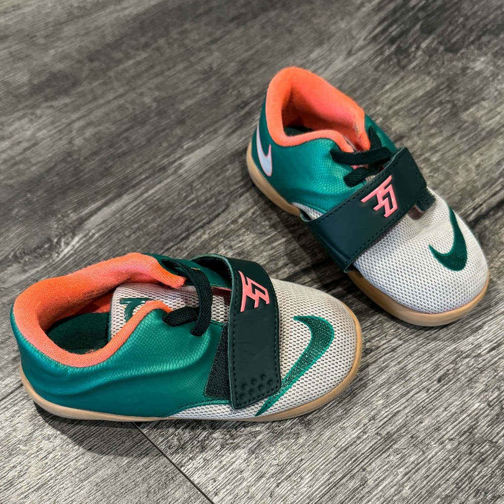 Nike kids shoes size 7c.